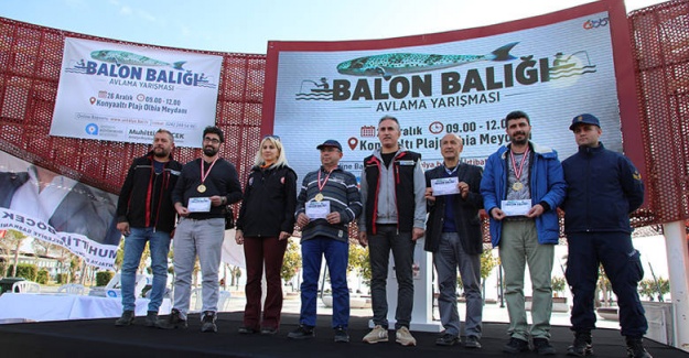 Konyaaltı’nda Balon Balığı Avı