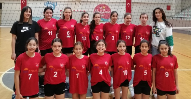 Midi Kız Takımı  3-1 galip