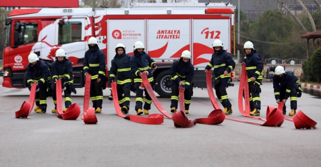 Genç İtfaiyecilere Önce Eğitim Sonra Operasyon