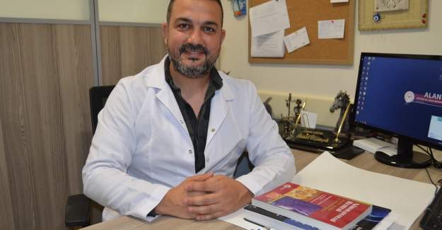 Alkü'lü Doktor Parkinson Hastalığı Konusunda Uyardı