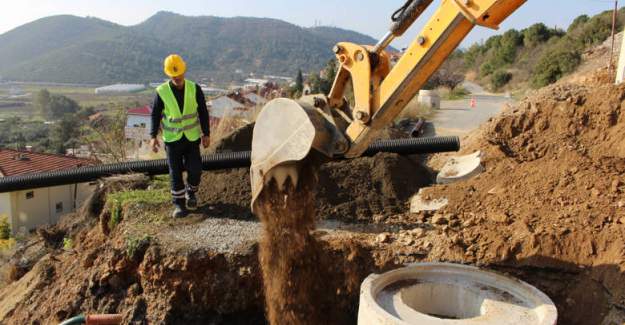 Gazipaşa’da Altyapı Yatırımları Sürüyor İki Mahalleye Kanalizasyon ve İçme Suyu Hattı Yapılıyor