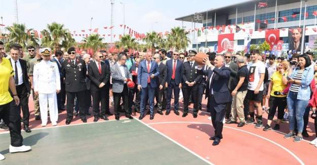 19 Mayıs Antalya’da Coşkuyla Kutlandı