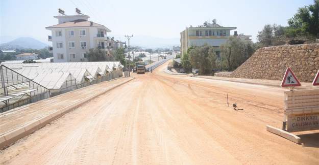 Alanya Belediyesi'nden Önce Altyapı Sonra Sıcak Asfalt