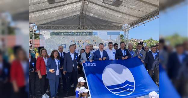 Alanya Belediyesi'ne Türçev'den Mavi Bayrak Ödülü