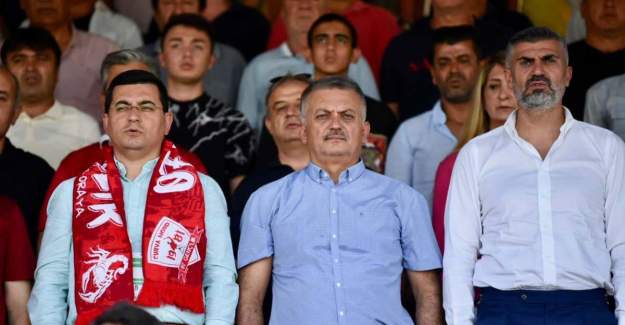 Vali Yazıcı’dan Şampiyon Kepez Belediyespor’a Ziyaret