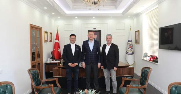 Akdeniz Yiyecek İçecek Yöneticileri Derneğinden Kaymakam Ürkmezer'e Ziyaret