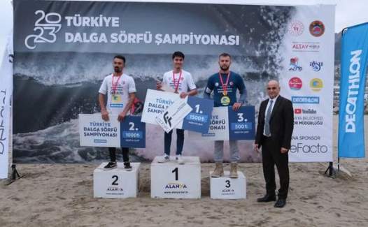7. Türkiye Dalga Sörfü Şampiyonası Alanya'da Düzenlendi