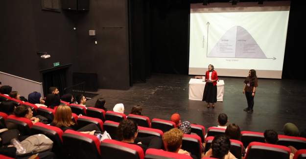 Alanya Belediyesi Öğrencilere Yönelik "Sınav Kaygısı " Semineri Düzenledi