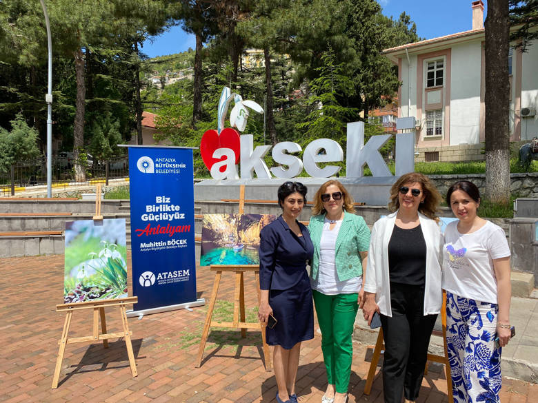 ATASEM Kursiyerlerinden Fotoğraflarla Akseki Sergisi