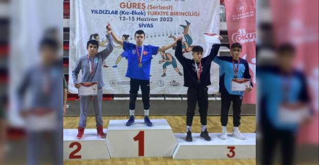 Kepezli Güreşçi  Türkiye Şampiyonu