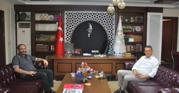 Kaymakam Ürkmezer'den Hac'dan Dönen Müftü İlhan'a Ziyaret