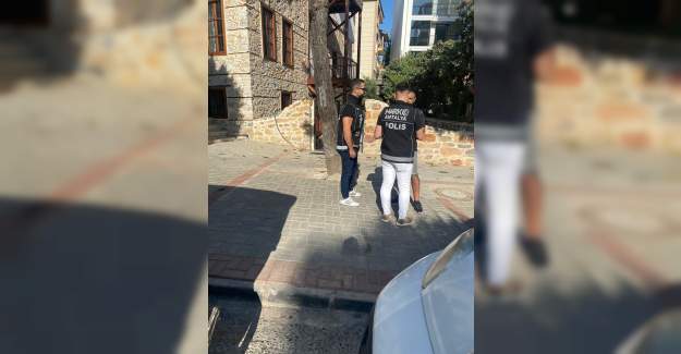 Okul Çevrelerinde Bulunan Parklar İnternet kafeler,Çay Ocakları ile Servis Araçlarına Yönelik Güvenlik Uygulamaları Yapıldı