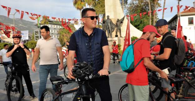 Cumhuriyetin 100.Yılı Bisiklet Turu Düzenlendi