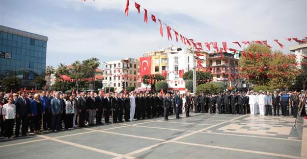 Cumhuriyetin 100.Yılı Kutlamaları Sürüyor