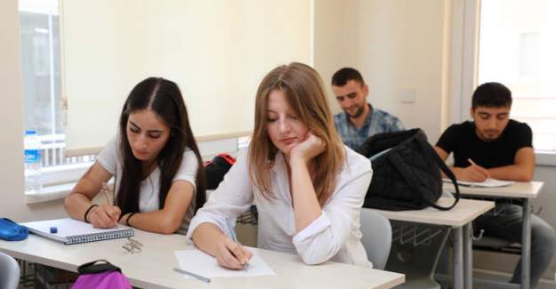 Gençler Üniversiteye Büyükşehir’le Hazırlanıyor