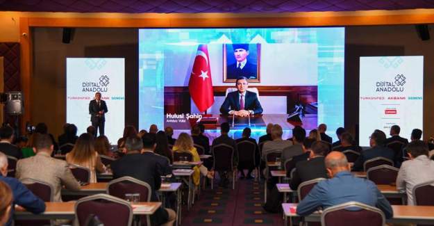 Vali Şahin: “Dijital Dünyada Çağın Önüne Geçmek En Büyük Hedefimiz”