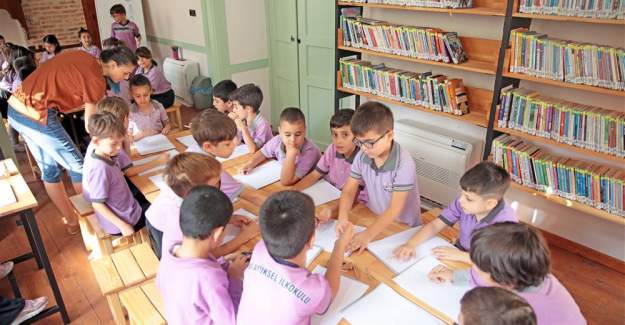 Alanya Belediyesi Ebeveyn Çocuk Atölyesi ve Çocuk Kütüphanesi Yoğun İlgi Görüyor