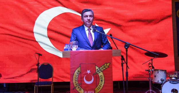 Vali Şahin: “Antalya Yerel Gazeteciliğin Güçlü Olduğu Bir Şehir”