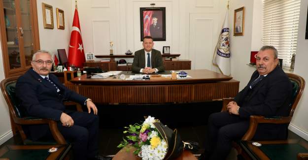 Alanya Anavatan Partisi İlçe Teşkilatından Kaymakam Ürkmezer'e Ziyaret