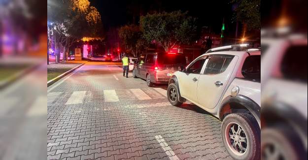 Alanya İlçe Jandarma Komutanlığı'ndan Genel Trafik Uygulaması: Ceza ve Araç Kontrolleri