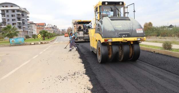 ASFALT YENİLEME ÇALIŞMALARI DEMİRTAŞ MAHALLESİ’NDE DEVAM EDİYOR
