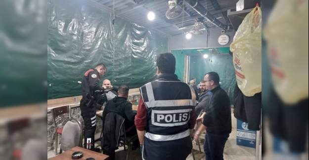 Çocuk Ve Gençlerin Güvenliği İçin Okul Çevreleri Ve Servis Araçları Denetlendi