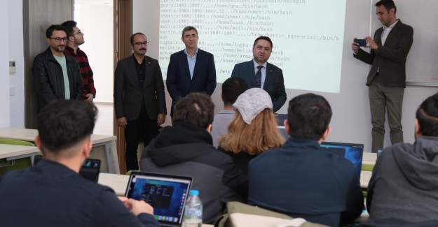 Siber Vatanın Askerleri Alkü'de Yetişiyor