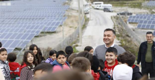 Alanya Belediyesi Güneş Enerji Santrali Öğrencileri Ağırladı