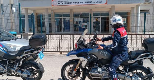 Alanya Jandarma Komutanlığı Tarafından Okul Çevrelerine Yönelik Denetim Uygulamaları Yapıldı