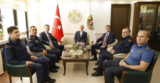 Kaymakam Ürkmezer'den Başkan Özçelik'e Ziyaret