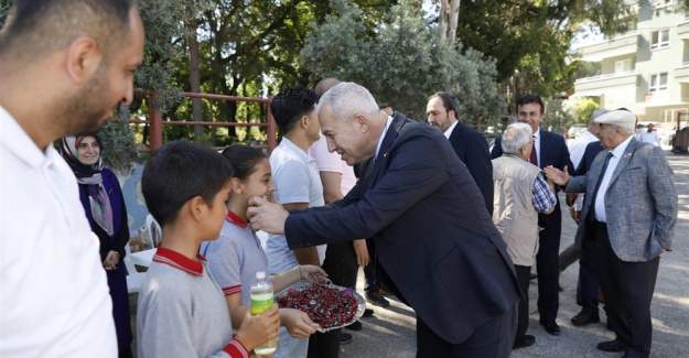 Başkan Özçelik Öğrencilerle Buluştu