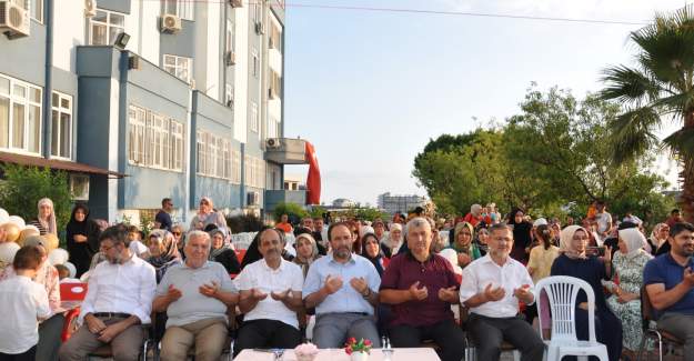Emin Özmüftüoğlu 4-6 Yaş Kur'an Kursu’nda ‘Yıl Sonu Şenliği’ Düzenlendi