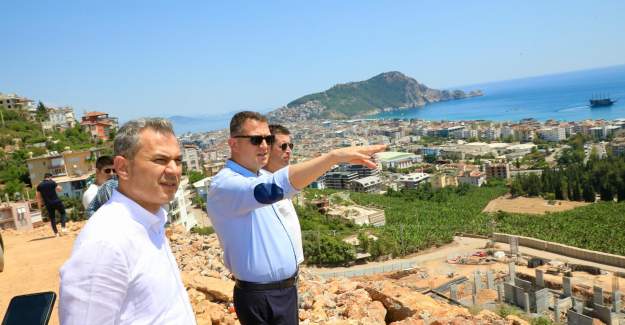 Kaymakam Ürkmezer Alanya Yeni Hükümet Konağı İnşaatını Ziyaret Etti
