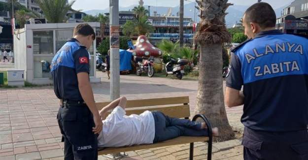 Zabıta Ekipleri'nden 7/4 Bayram Mesaisi