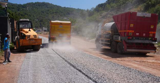 Alanya'da Ulaşım Konforu Artıyor: Yeni Asfalt Çalışmaları Tamamlandı