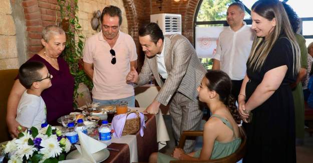 Kaymakam Öztürk, Koruyucu Aileler ve Çocuklarla Buluştu