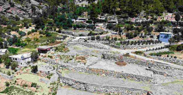Alanya Belediyesi Başköy'de Heyelan Riskini Bitiriyor