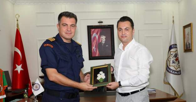Sahil Güvenlik Komutanından Kaymakama Ziyaret