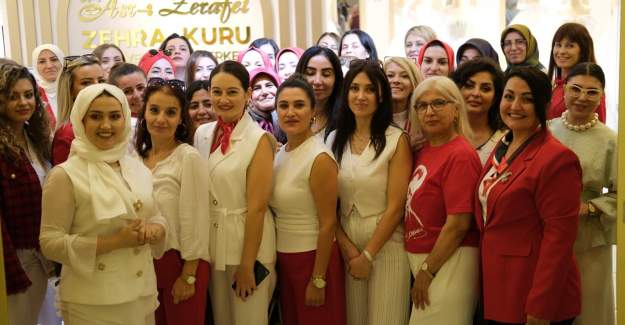 AGİKAD Cumhuriyet’in 102. Yılında Kadın Dayanışmasını Vurguladı