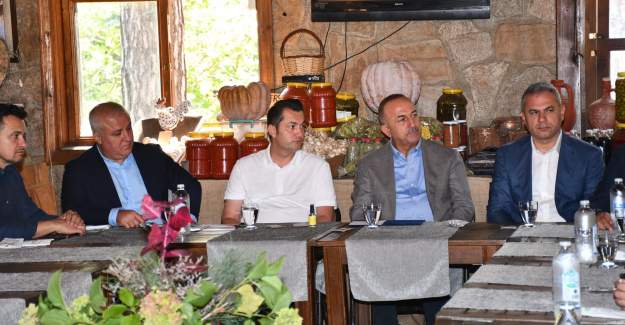 Alanya Turizm Master Planı Çavuşoğlu’nun Katılımıyla İstişare Edildi