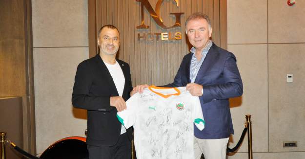 Alanyaspor'dan Güral'a Teşekkür Ziyareti
