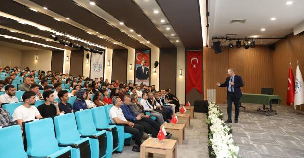 ALKÜ’de Türk Savunma Sanayinin Stratejik Gücü Konuşuldu
