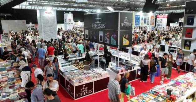 Antalya Kitap Fuarı Kapılarını Açtı