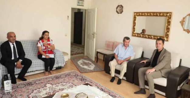 Kaymakam Öztürk’ten Dünya Yaşlılar Günü Ziyareti