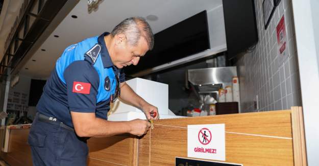 Mühürlendi: Restoran Zincirinde Son Kullanma Tarihi Geçmiş Ürün İhlali