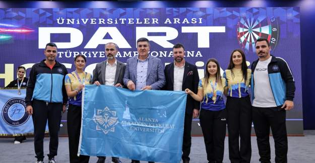 ALKÜ, Dart Şampiyonasında Hedefi 12’den Vurdu