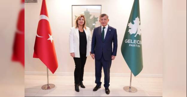 Gelecek Partisi Kongre Tarihini Değiştirdi