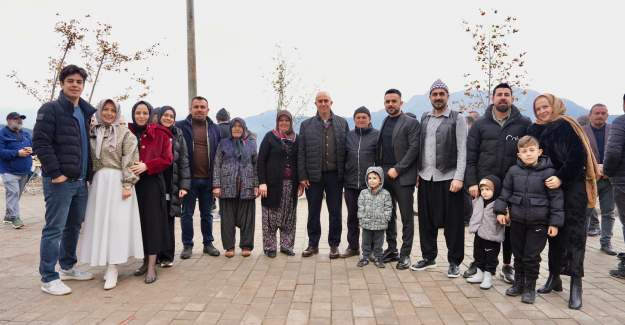 Akçatı'da Mahallelinin Emeğiyle Çok Amaçlı Salon Hizmete Açıldı