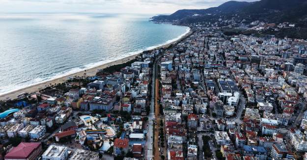 Atatürk Caddesinde İkinci Etap Tamam : Ekipler Gece Gündüz Çalıştı