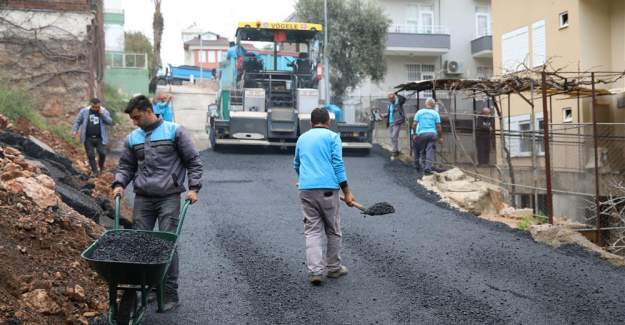 Başkan Yardımcısı Fevzi Alaettinoğlu Asfalt Çalışmalarını Yerinde İnceledi